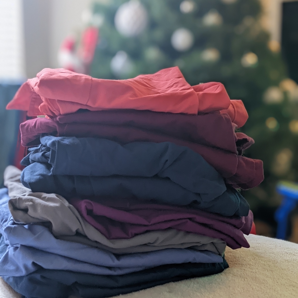 5 pairs Jaanuu scrubs, scrub lot small, plus Grey's, wonderwink